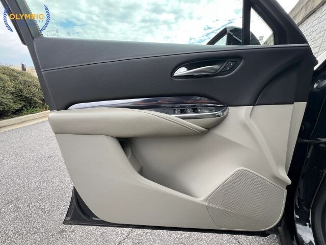 2019 Cadillac XT4 in Decatur, GA 30032 - 18112537 45