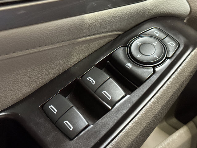 2020 Chevrolet Traverse in Burlington, WI 53105 - 18112545 36