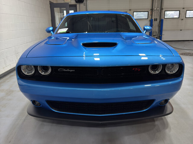 2023 Dodge Challenger in Burlington, WI 53105 - 18112547 8