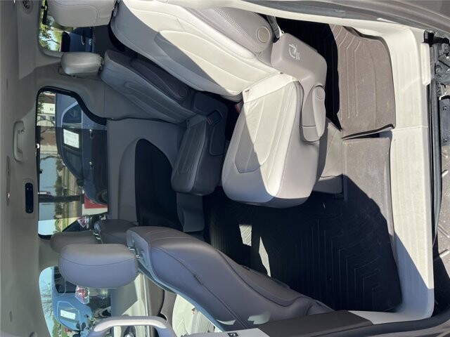 2017 Chrysler Pacifica in Mesa, AZ 85212 - 18112552 37