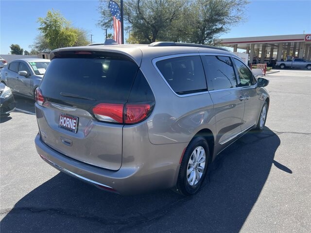2017 Chrysler Pacifica in Mesa, AZ 85212 - 18112552 5
