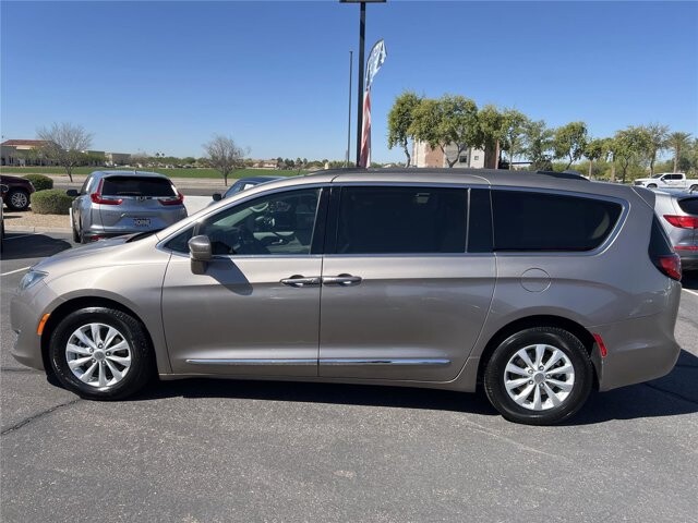 2017 Chrysler Pacifica in Mesa, AZ 85212 - 18112552 8