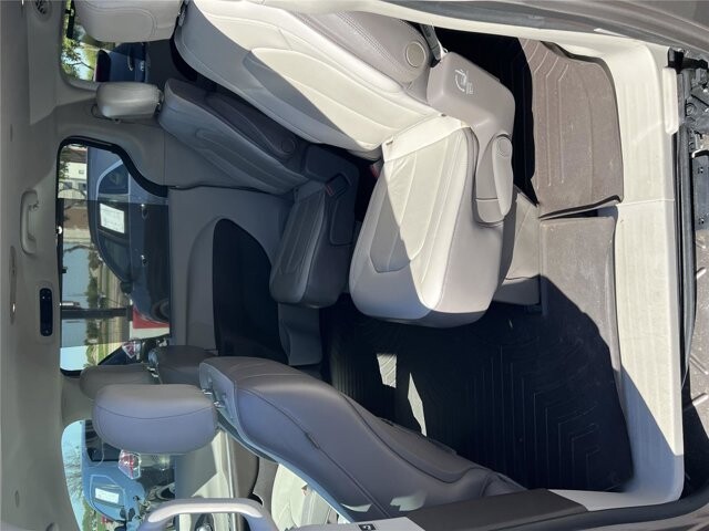 2017 Chrysler Pacifica in Mesa, AZ 85212 - 18112552 15