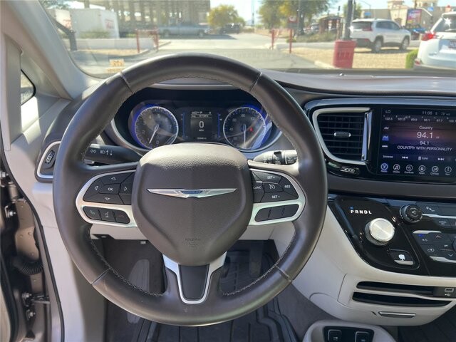 2017 Chrysler Pacifica in Mesa, AZ 85212 - 18112552 34