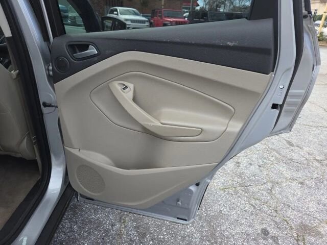 2015 Ford Escape in Greenville, SC 29607 - 18112553 22