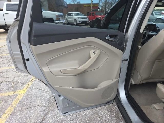 2015 Ford Escape in Greenville, SC 29607 - 18112553 26