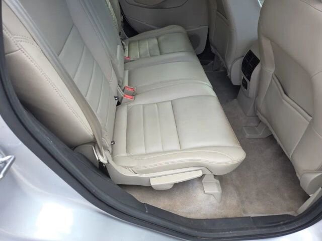 2015 Ford Escape in Greenville, SC 29607 - 18112553 25