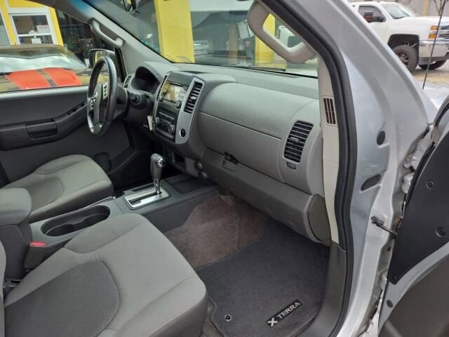 2014 Nissan Xterra in Greenville, SC 29607 - 18112556 16