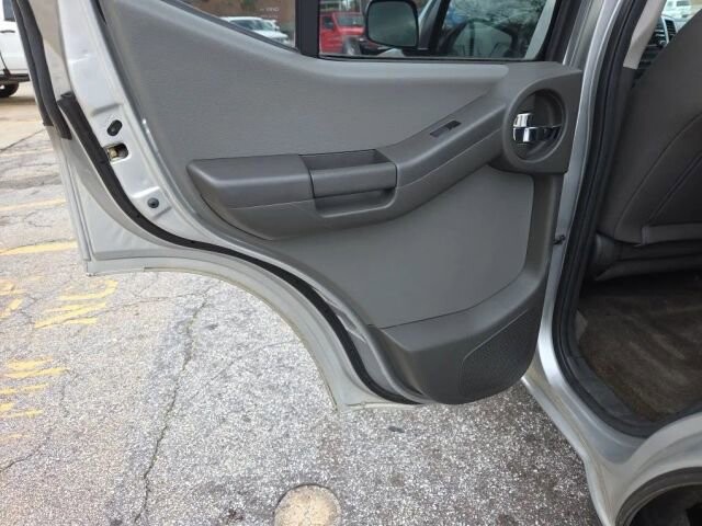 2014 Nissan Xterra in Greenville, SC 29607 - 18112556 24