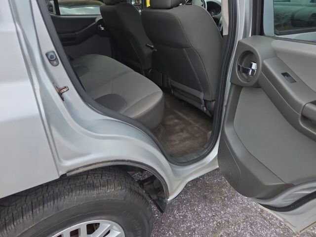 2014 Nissan Xterra in Greenville, SC 29607 - 18112556 19