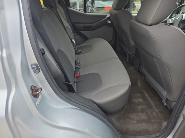 2014 Nissan Xterra in Greenville, SC 29607 - 18112556 21