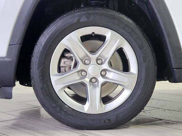 2024 Jeep Compass in Cinnaminson, NJ 08077 - 18112557 9