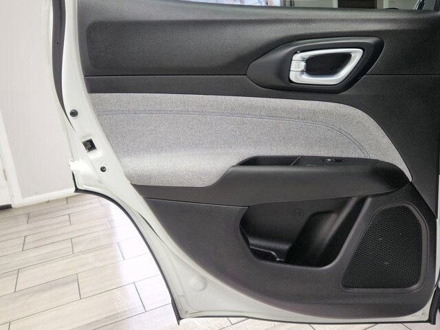 2024 Jeep Compass in Cinnaminson, NJ 08077 - 18112557 12