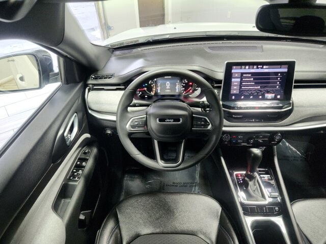 2024 Jeep Compass in Cinnaminson, NJ 08077 - 18112557 16