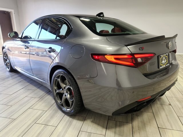 2020 Alfa Romeo Giulia in Cinnaminson, NJ 08077 - 18112561 3