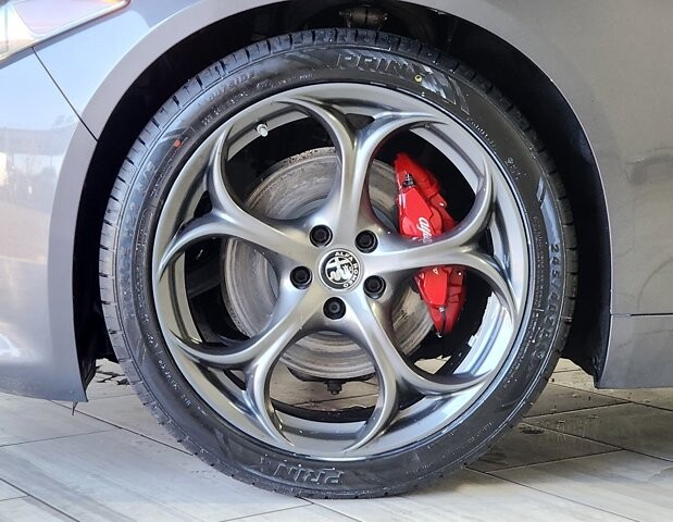 2020 Alfa Romeo Giulia in Cinnaminson, NJ 08077 - 18112561 9