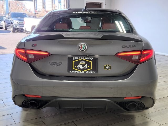 2020 Alfa Romeo Giulia in Cinnaminson, NJ 08077 - 18112561 4
