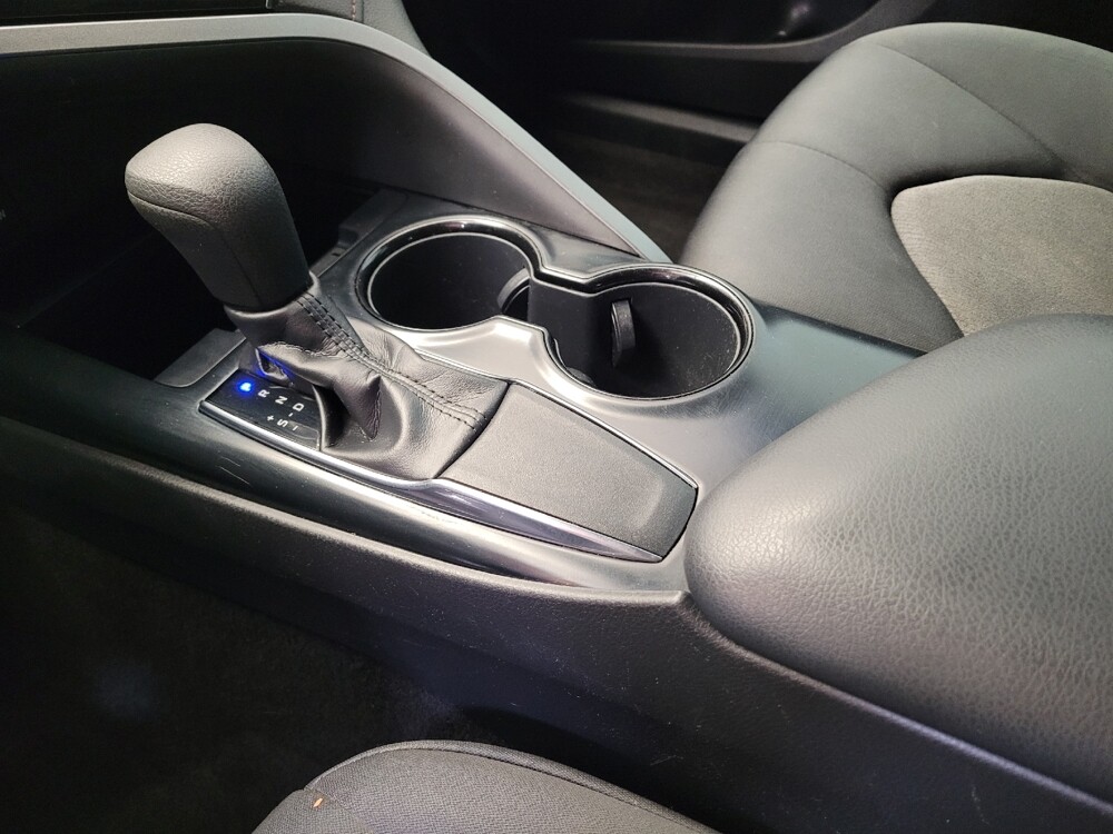 2019 Toyota Camry in Montclair, CA 91763 - 18112566 26