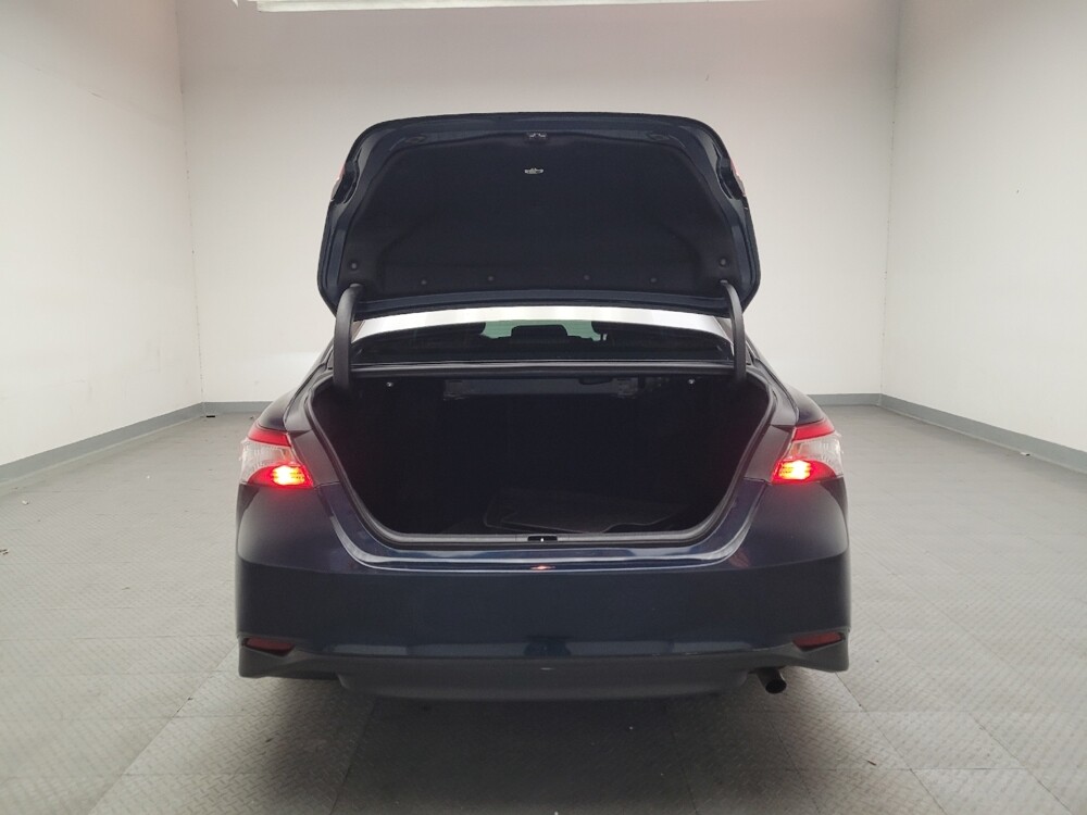 2019 Toyota Camry in Montclair, CA 91763 - 18112566 29