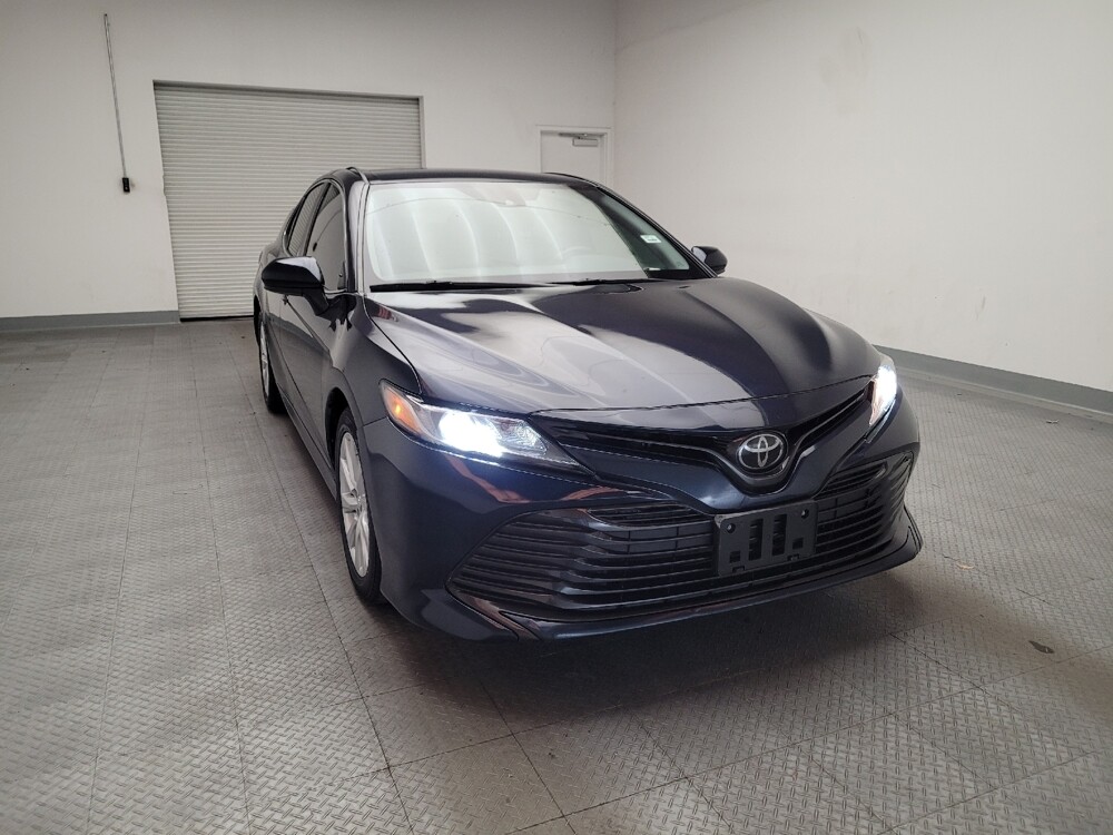 2019 Toyota Camry in Montclair, CA 91763 - 18112566 14