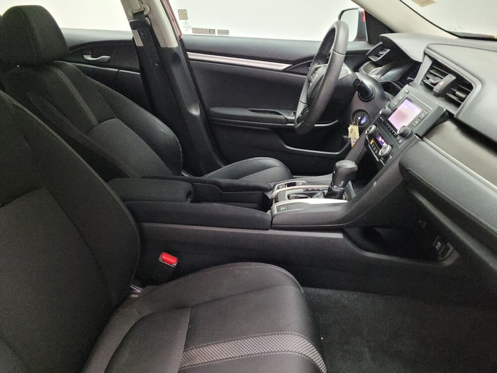 2019 Honda Civic in Riverside, CA 92504 - 18112570 21