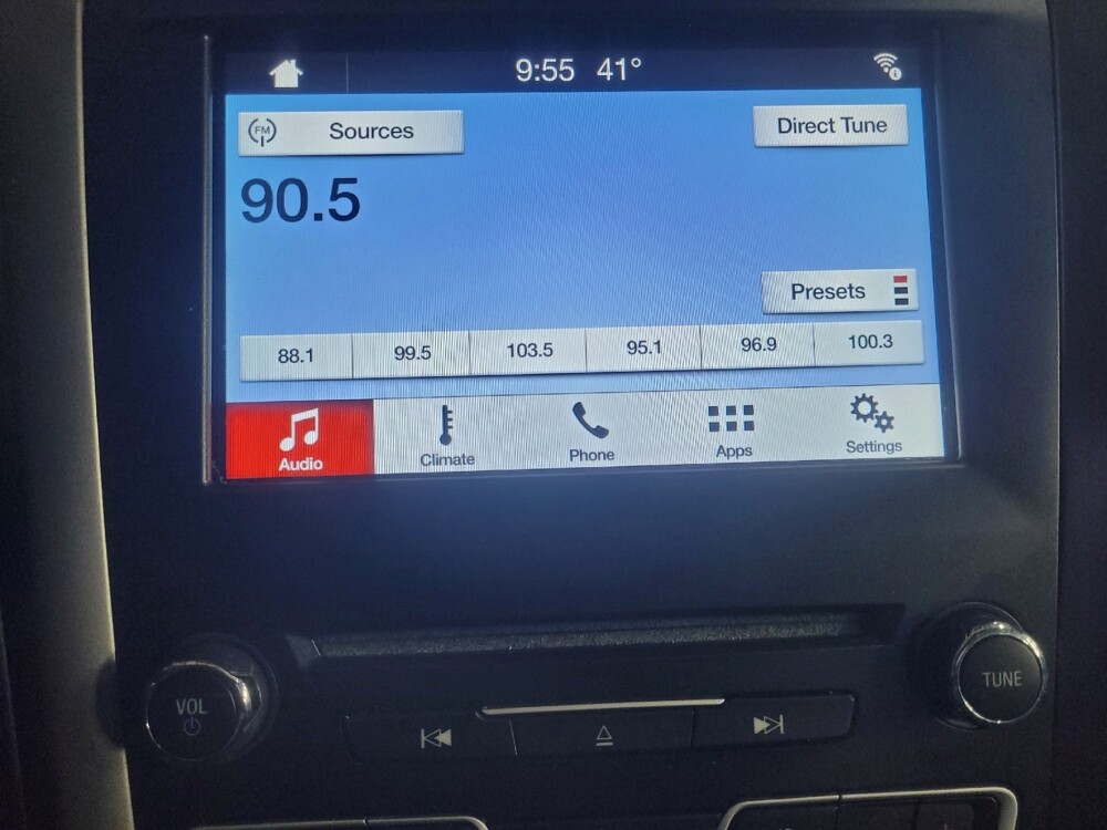 2017 Ford Fusion in Marietta, GA 30062 - 18112573 25