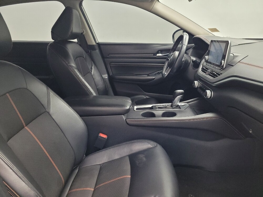 2019 Nissan Altima in Antioch, TN 37013 - 18112574 21