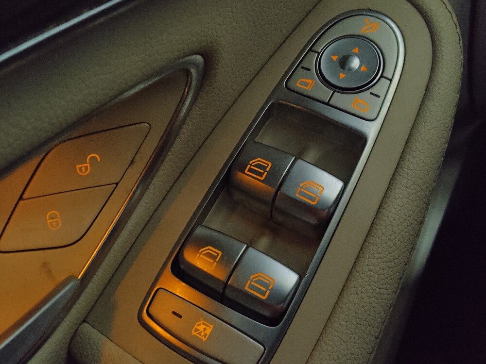 2018 Mercedes-Benz C 300 in Marietta, GA 30062 - 18112575 27