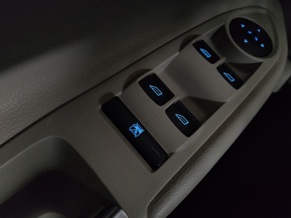 2018 Ford Escape in Duluth, GA 30096 - 18112579 27