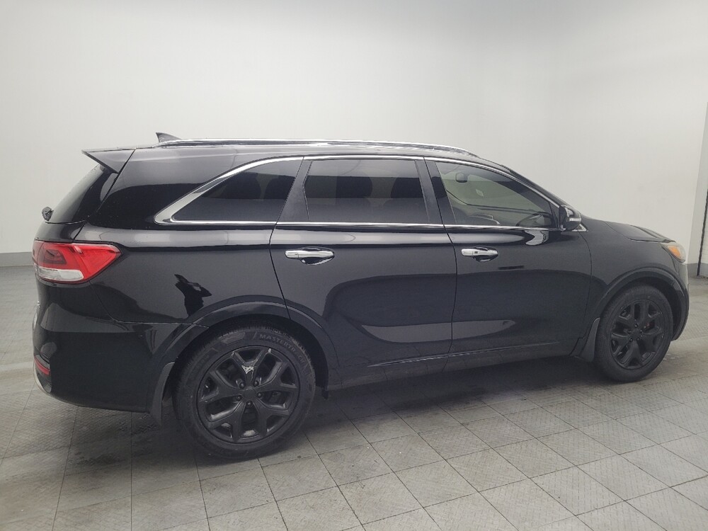 2018 Kia Sorento in Union City, GA 30291 - 18112582 10