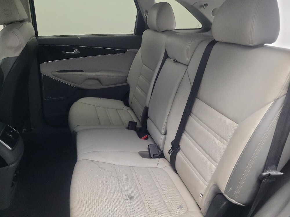 2018 Kia Sorento in Union City, GA 30291 - 18112582 18