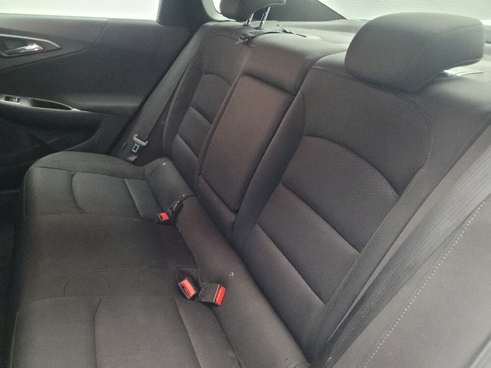 2018 Chevrolet Malibu in Morrow, GA 30260 - 18112584 18