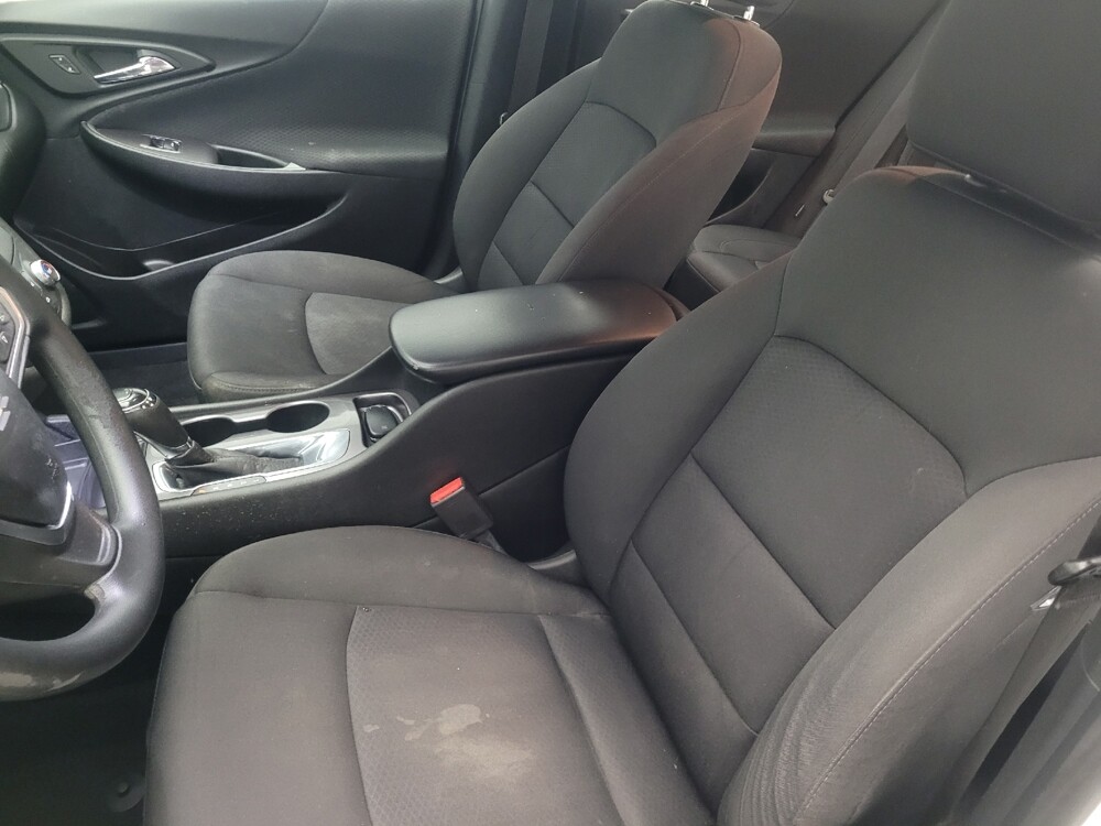 2018 Chevrolet Malibu in Morrow, GA 30260 - 18112584 17