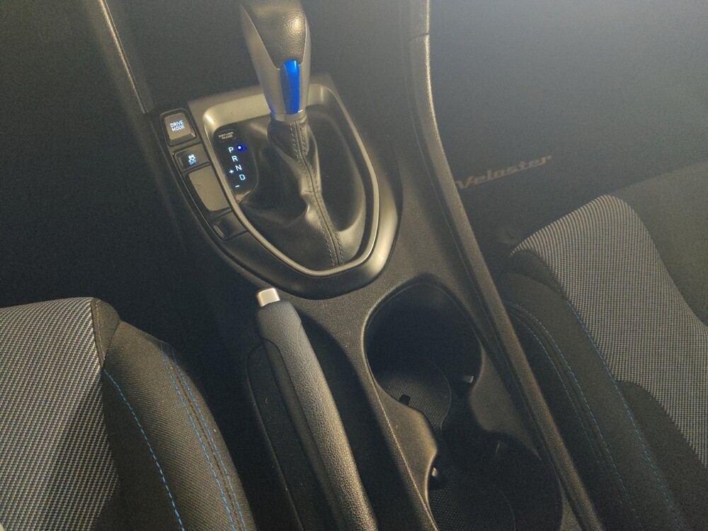 2020 Hyundai Veloster in Albany, GA 31705 - 18112600 26