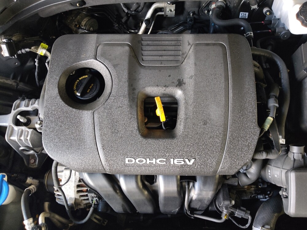 2020 Hyundai Veloster in Albany, GA 31705 - 18112600 30