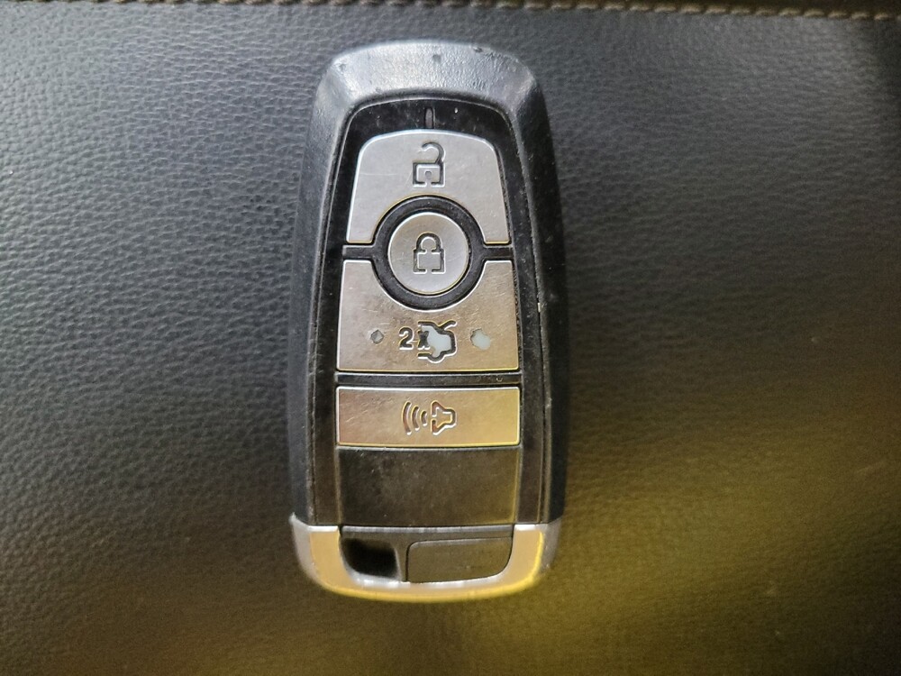 2020 Ford Fusion in Marietta, GA 30062 - 18112601 32