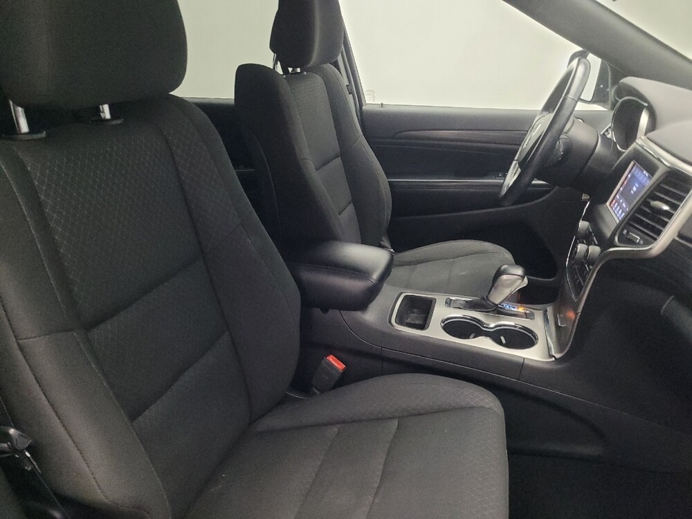 2019 Jeep Grand Cherokee in Union City, GA 30291 - 18112602 21