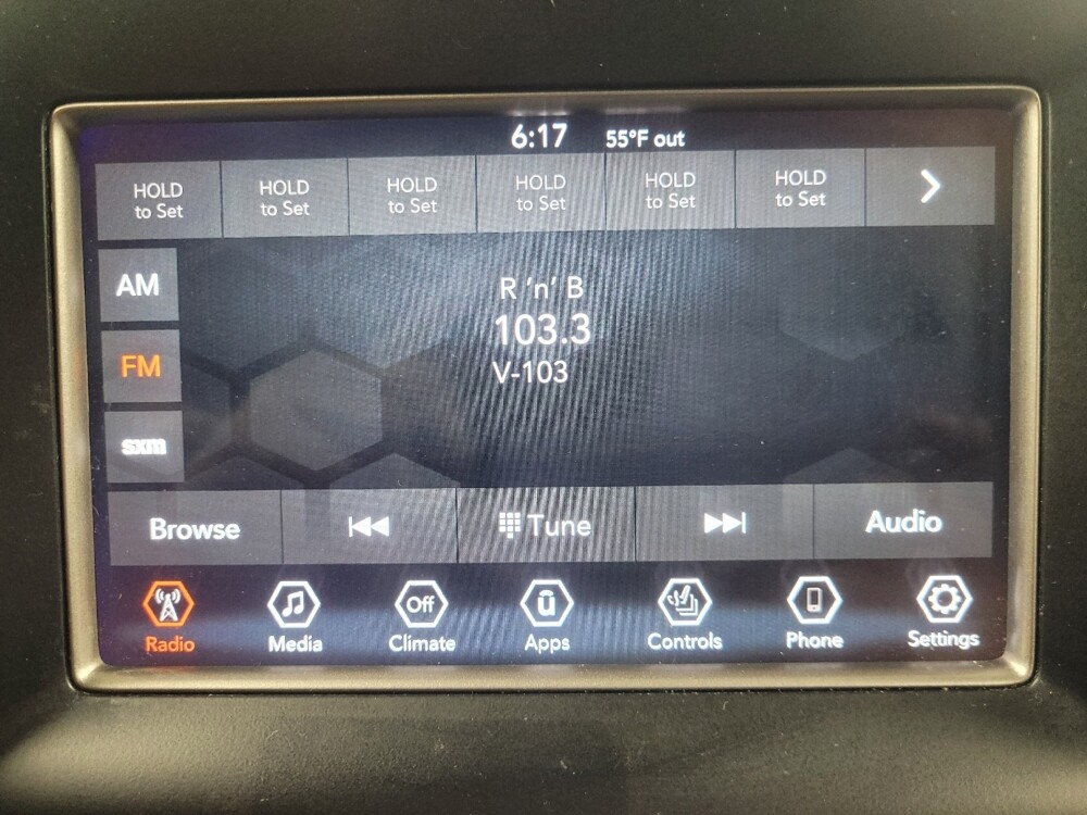 2019 Jeep Grand Cherokee in Union City, GA 30291 - 18112602 25