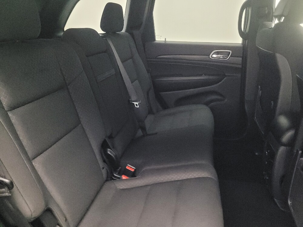 2019 Jeep Grand Cherokee in Union City, GA 30291 - 18112602 19