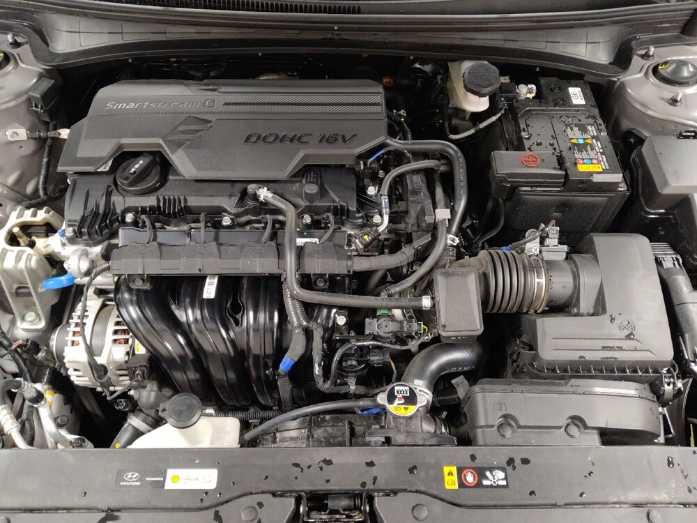 2025 Hyundai Elantra in Union City, GA 30291 - 18112605 30