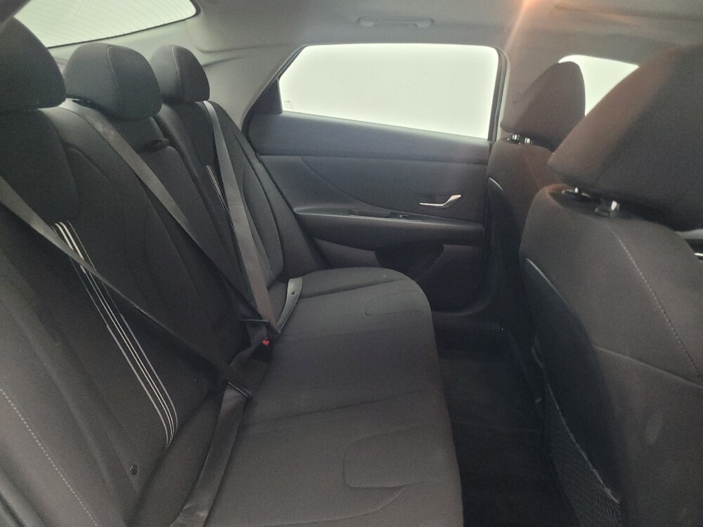 2025 Hyundai Elantra in Union City, GA 30291 - 18112605 19