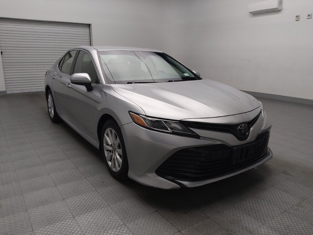 2018 Toyota Camry in Lewisville, TX 75067 - 18112618 13