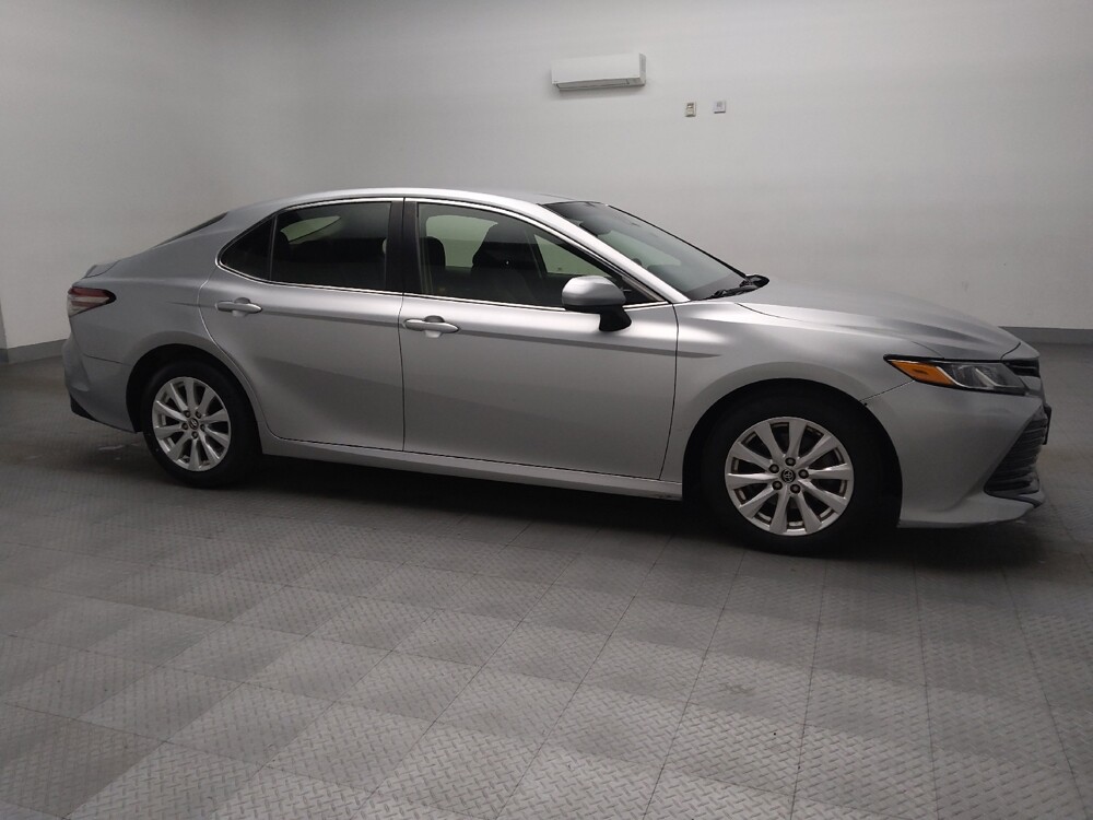 2018 Toyota Camry in Lewisville, TX 75067 - 18112618 11