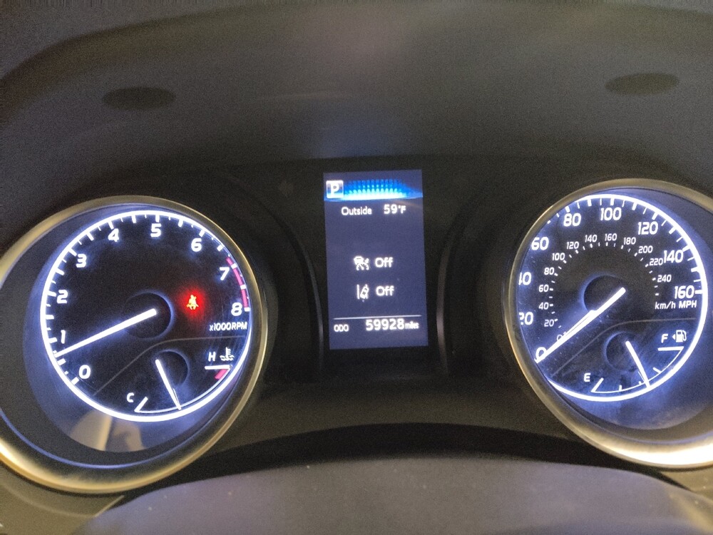 2018 Toyota Camry in Lewisville, TX 75067 - 18112618 23