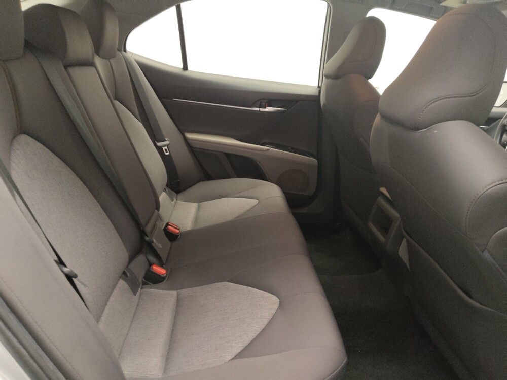 2018 Toyota Camry in Lewisville, TX 75067 - 18112618 19