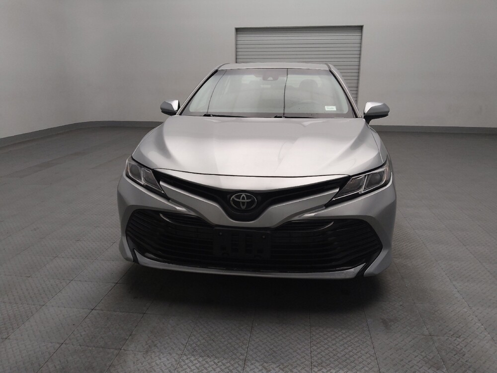 2018 Toyota Camry in Lewisville, TX 75067 - 18112618 15
