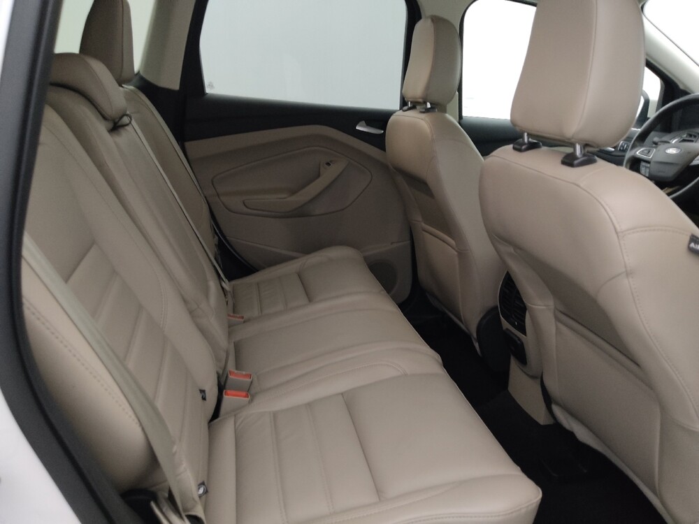 2018 Ford Escape in Tampa, FL 33612 - 18112645 19