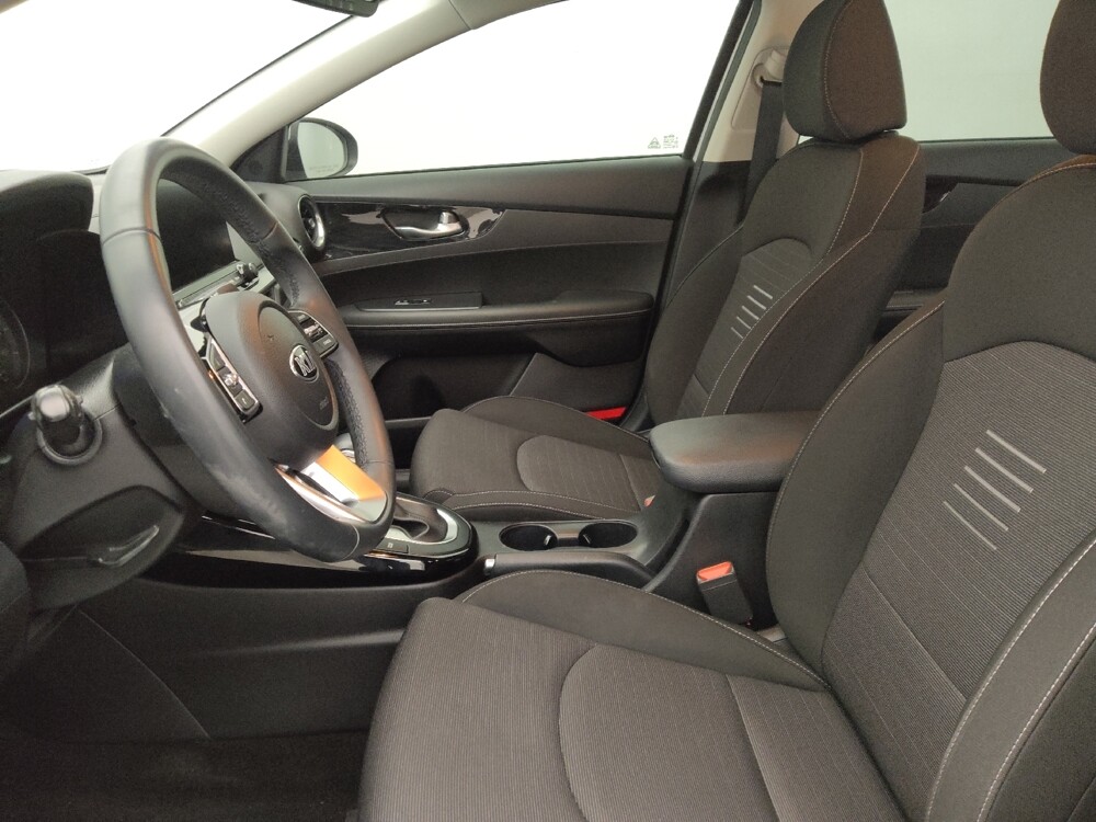 2019 Kia Forte in Lakeland, FL 33815 - 18112649 17