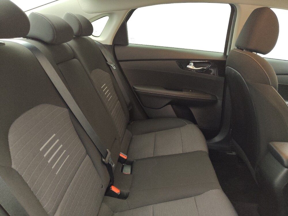 2019 Kia Forte in Lakeland, FL 33815 - 18112649 19