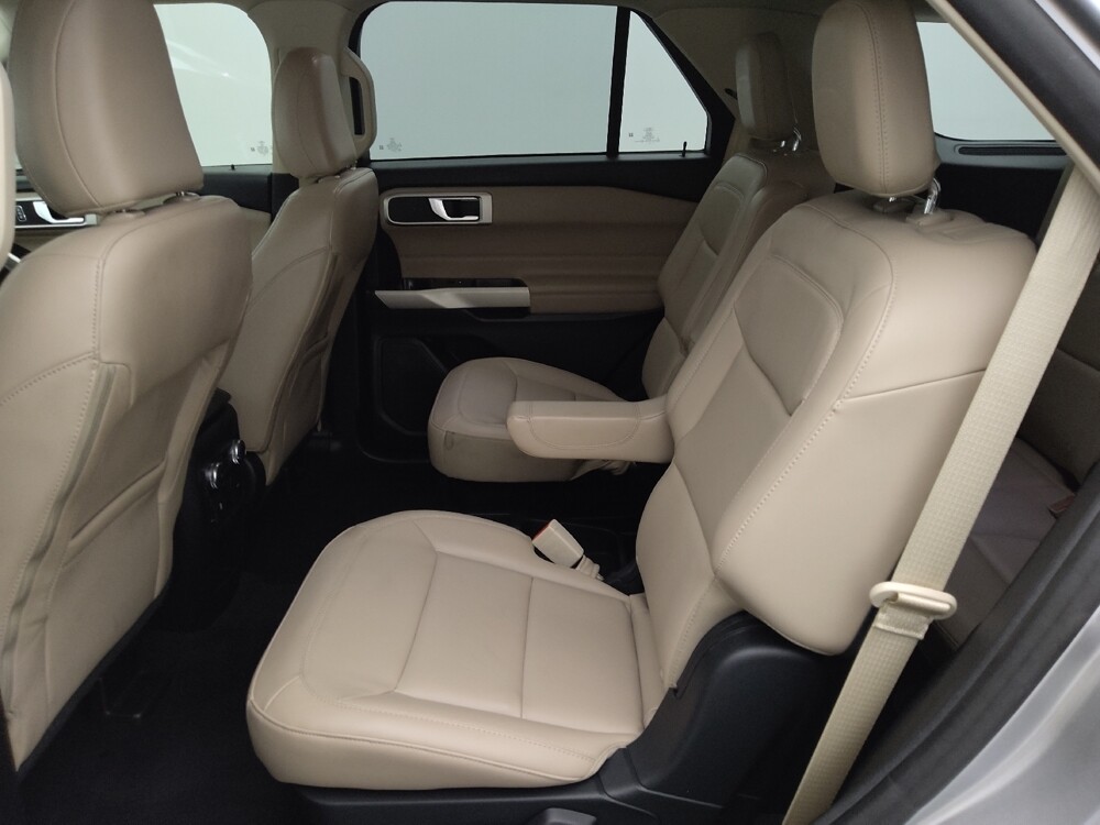 2021 Ford Explorer in Lakeland, FL 33815 - 18112650 18